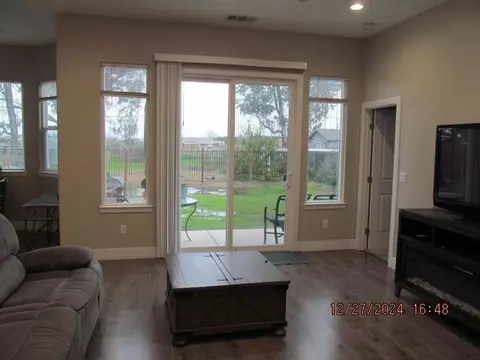 4767 Fleming Way, Olivehurst, CA 95961 photo 3