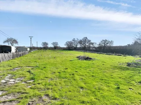 3093 Feather River Blvd, Olivehurst, CA 95961 photo 16