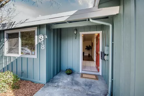 848 Oeste Dr, Davis, CA 95616 photo 2