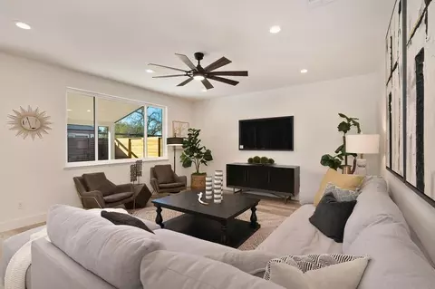 3637 Casa Rosa Way, Carmichael, CA 95608 photo 19