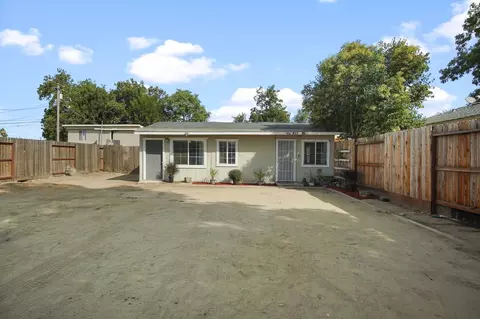 813 Watson Ave, Modesto, CA 95358 photo 1
