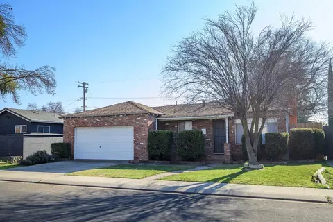 400 Charles Ave, Modesto, CA 95350 photo 1