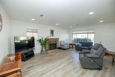 400 Charles Ave, Modesto, CA 95350 photo 4