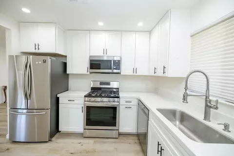 400 Charles Ave, Modesto, CA 95350 photo 9