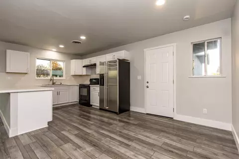 515 E St, Modesto, CA 95357 photo 10