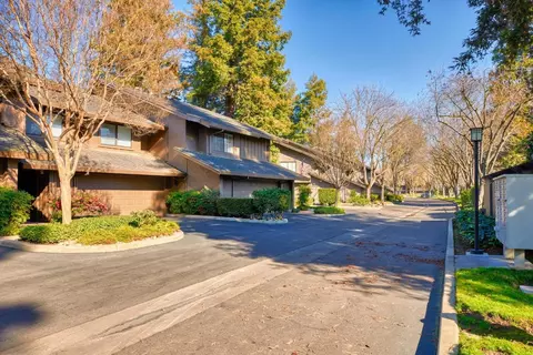 1905 Edgebrook Dr #C, Modesto, CA 95354 photo 3