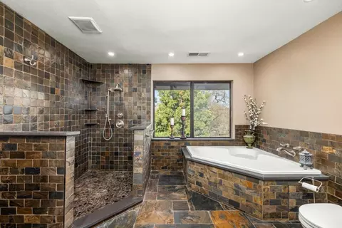 1905 Edgebrook Dr #C, Modesto, CA 95354 photo 25