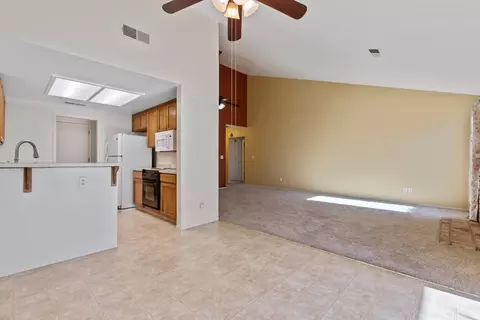 2236 Chelmsford Dr, Modesto, CA 95356 photo 9