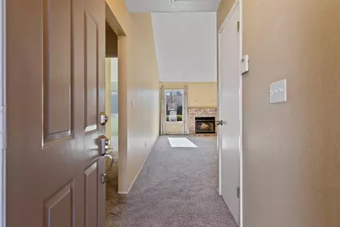 2236 Chelmsford Dr, Modesto, CA 95356 photo 3