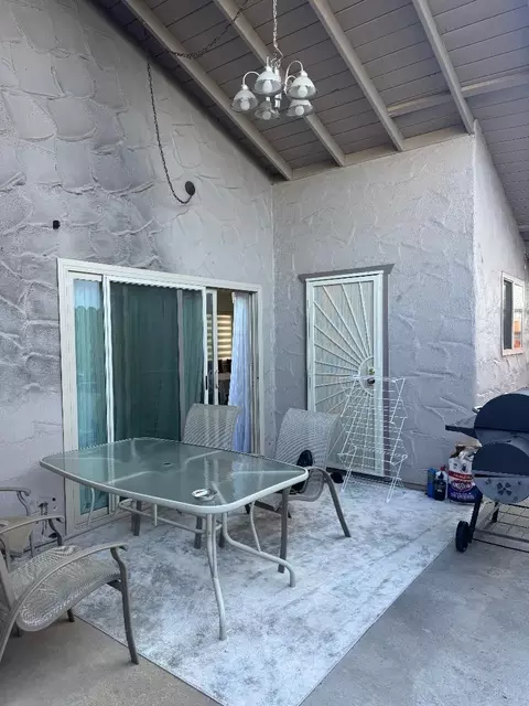 6105 Madison Ave, Carmichael, CA 95608 photo 16