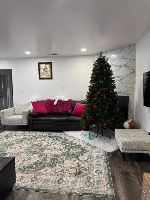 6105 Madison Ave, Carmichael, CA 95608 photo 3