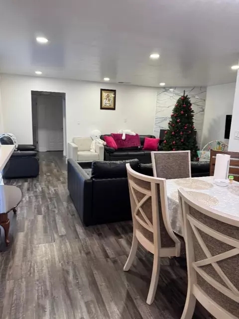 6105 Madison Ave, Carmichael, CA 95608 photo 7