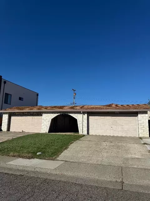 6105 Madison Ave, Carmichael, CA 95608 photo 1