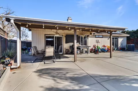642 Waxwing Ln, Newman, CA 95360 photo 21