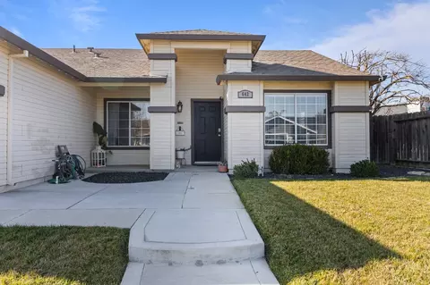 642 Waxwing Ln, Newman, CA 95360 photo 4