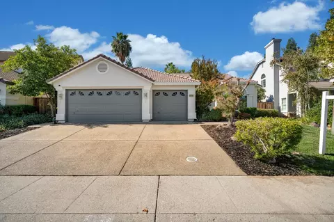 3720 Lake Terrace Dr, Elk Grove, CA 95758