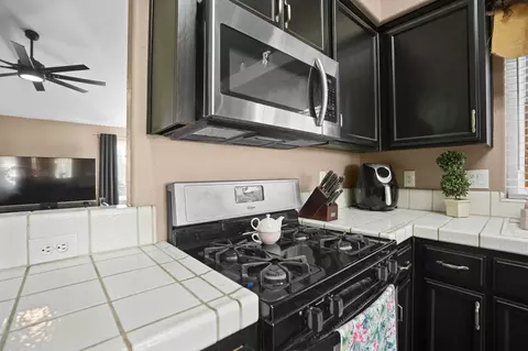 Kitchen - 3408 Allan Adale Dr, Modesto, CA 95355 photo 2 of 3