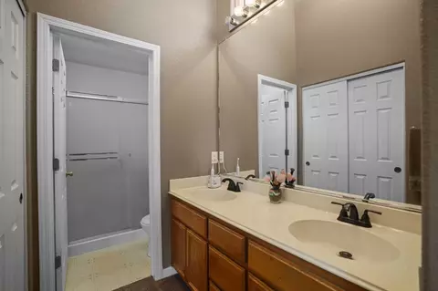 Bath - 3408 Allan Adale Dr, Modesto, CA 95355 photo 1 of 2