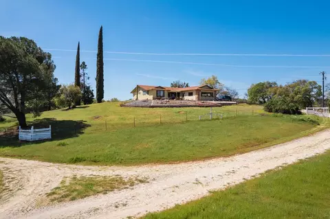 15215 Willow Creek Rd, Plymouth, CA 95669