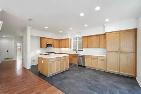 4391 Crowell Rd, Turlock, CA 95382 photo 4