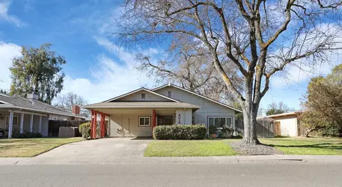 6015 Williamsburg Pl, Stockton, CA 95207