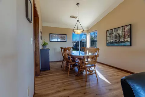 100 Arrowsmith Dr, Folsom, CA 95630 photo 8