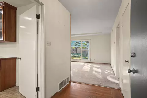 4850 Arden Way, Carmichael, CA 95608 photo 2