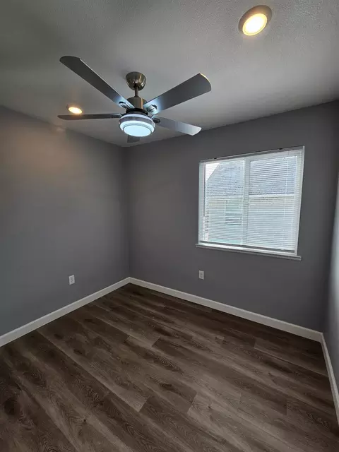 Bedroom - 2110 Hackett Rd, Ceres, CA 95307 photo 3 of 4