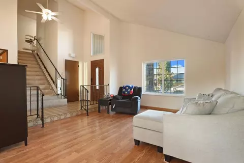 420 Gabriel Dr, Tracy, CA 95376 photo 4