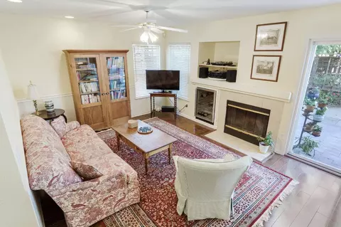 Living - 4235 Frontera Dr, Davis, CA 95618 photo 2 of 2