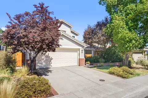 Exterior - 4235 Frontera Dr, Davis, CA 95618 photo 2 of 7
