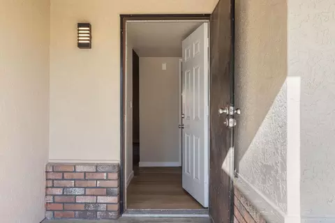 Entry Way - 2037 Boulder Creek Dr, Modesto, CA 95351 photo 1 of 6