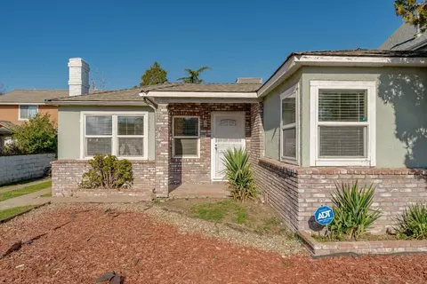 3843 26th Ave, Sacramento, CA 95820