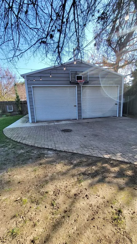 1116 Wellesley Ave, Modesto, CA 95350 photo 37