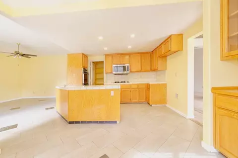 Kitchen - 3720 Gatesville Ave, Modesto, CA 95357 photo 2 of 3