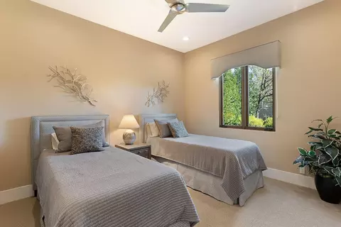 1394 Pars Oak Ln, Carmichael, CA 95608 photo 32
