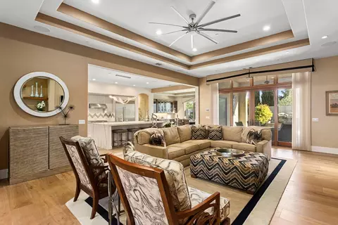 1394 Pars Oak Ln, Carmichael, CA 95608 photo 12