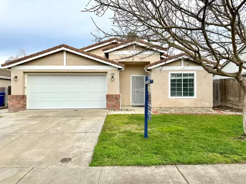 1953 Spring Ln, Modesto, CA 95356 photo 1