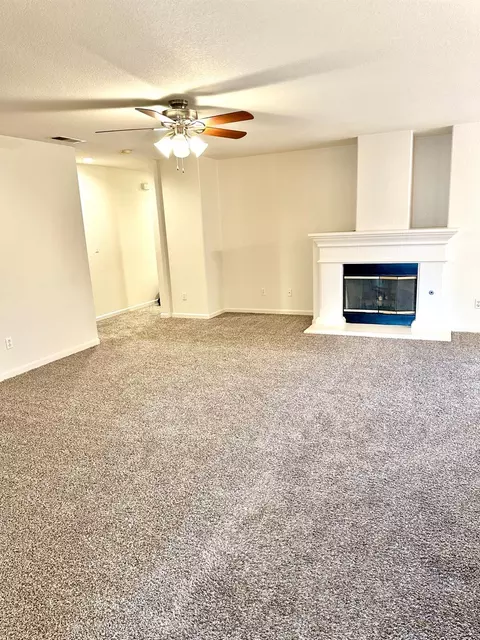 1953 Spring Ln, Modesto, CA 95356 photo 2