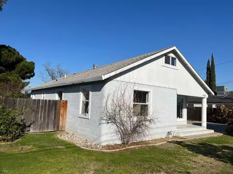 1929 Pleasant Ave, Ceres, CA 95307 photo 2