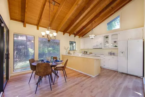 Dining - 5900 Oak Ave, Carmichael, CA 95608 photo 1 of 3