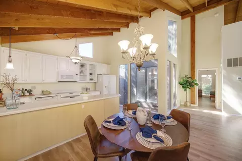 Dining - 5900 Oak Ave, Carmichael, CA 95608 photo 3 of 3