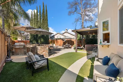 Exterior - 8053 Stretto Ct, Antelope, CA 95843 photo 11 of 31