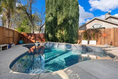 Exterior - 8053 Stretto Ct, Antelope, CA 95843 photo 6 of 31