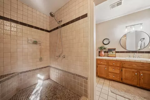 Bath - 12 Frontier Dr, Jackson, CA 95642 photo 2 of 5