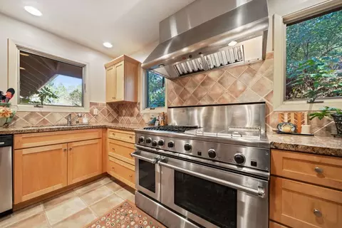 Kitchen - 12 Frontier Dr, Jackson, CA 95642 photo 4 of 7
