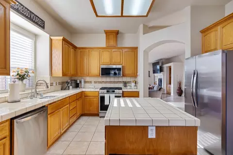 Kitchen - 2676 Paradise, Lodi, CA 95242 photo 3 of 3