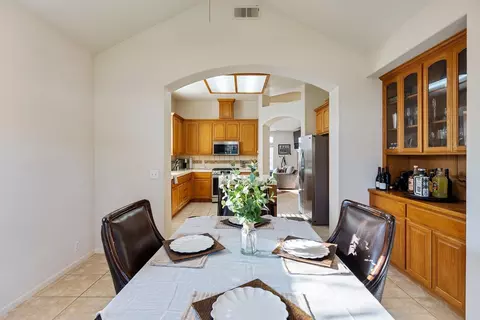 Dining - 2676 Paradise, Lodi, CA 95242 photo 3 of 3