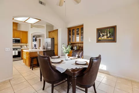 Dining - 2676 Paradise, Lodi, CA 95242 photo 2 of 3