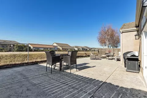 Exterior - 2676 Paradise, Lodi, CA 95242 photo 6 of 6